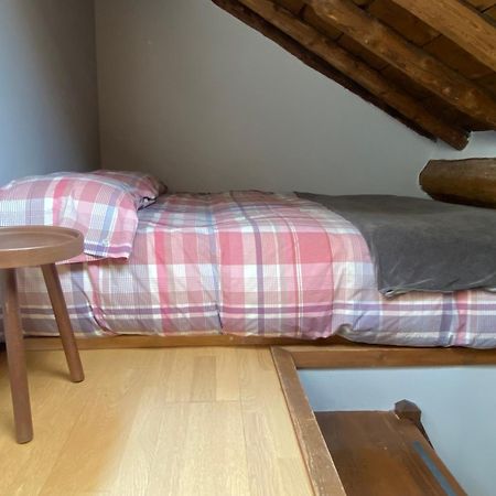 Loft De La Place Bourg-Madame Bagian luar foto