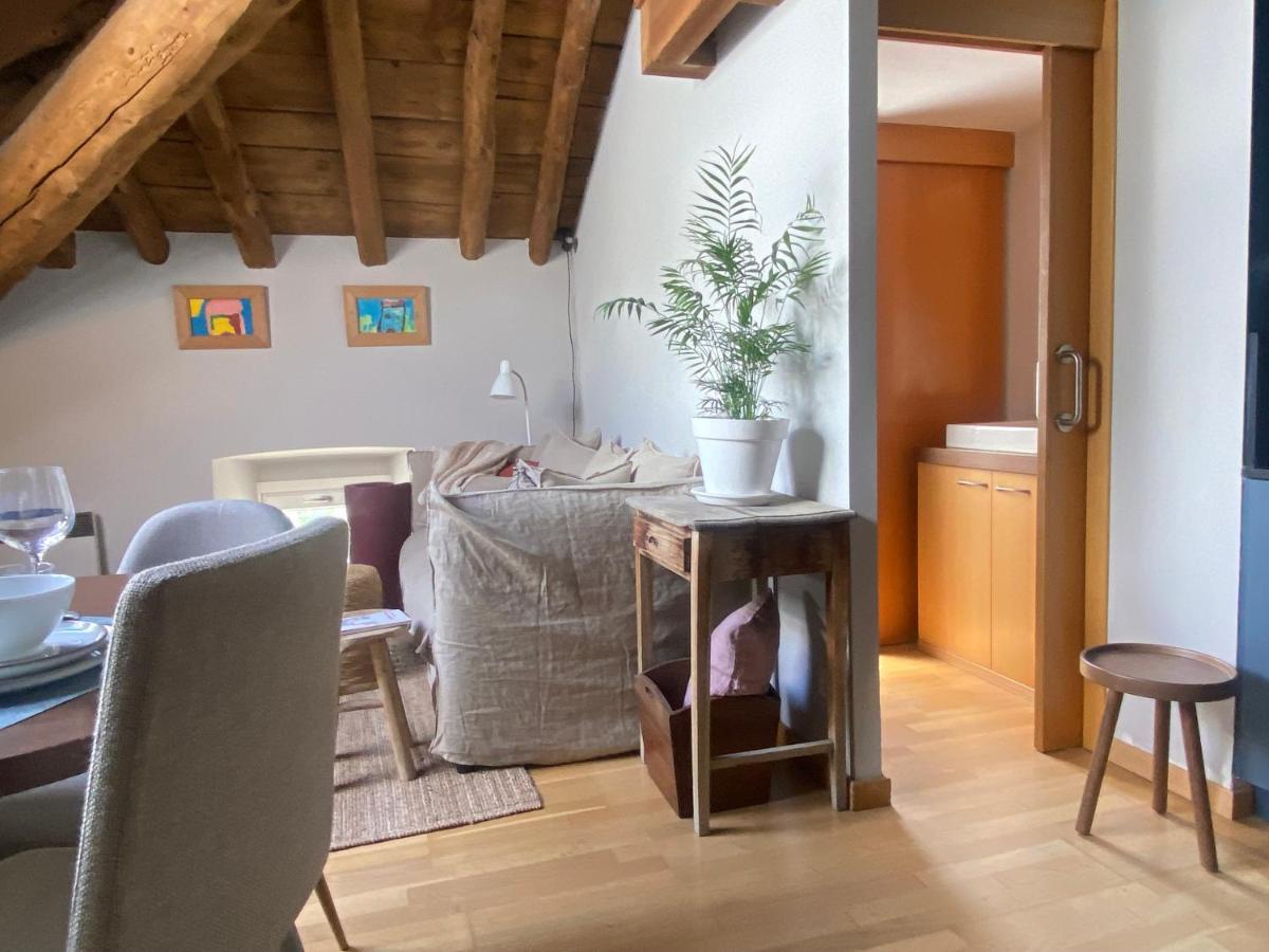 Loft De La Place Bourg-Madame Bagian luar foto