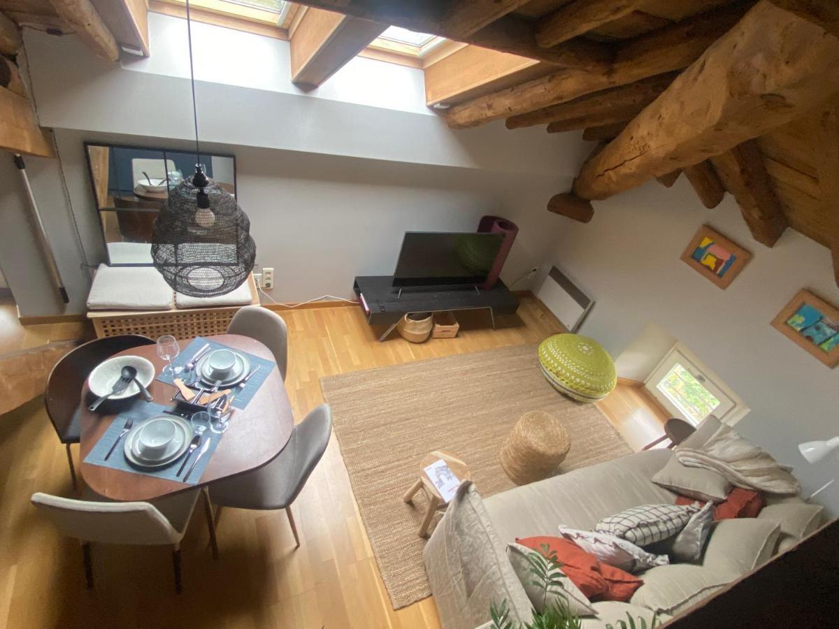 Loft De La Place Bourg-Madame Bagian luar foto