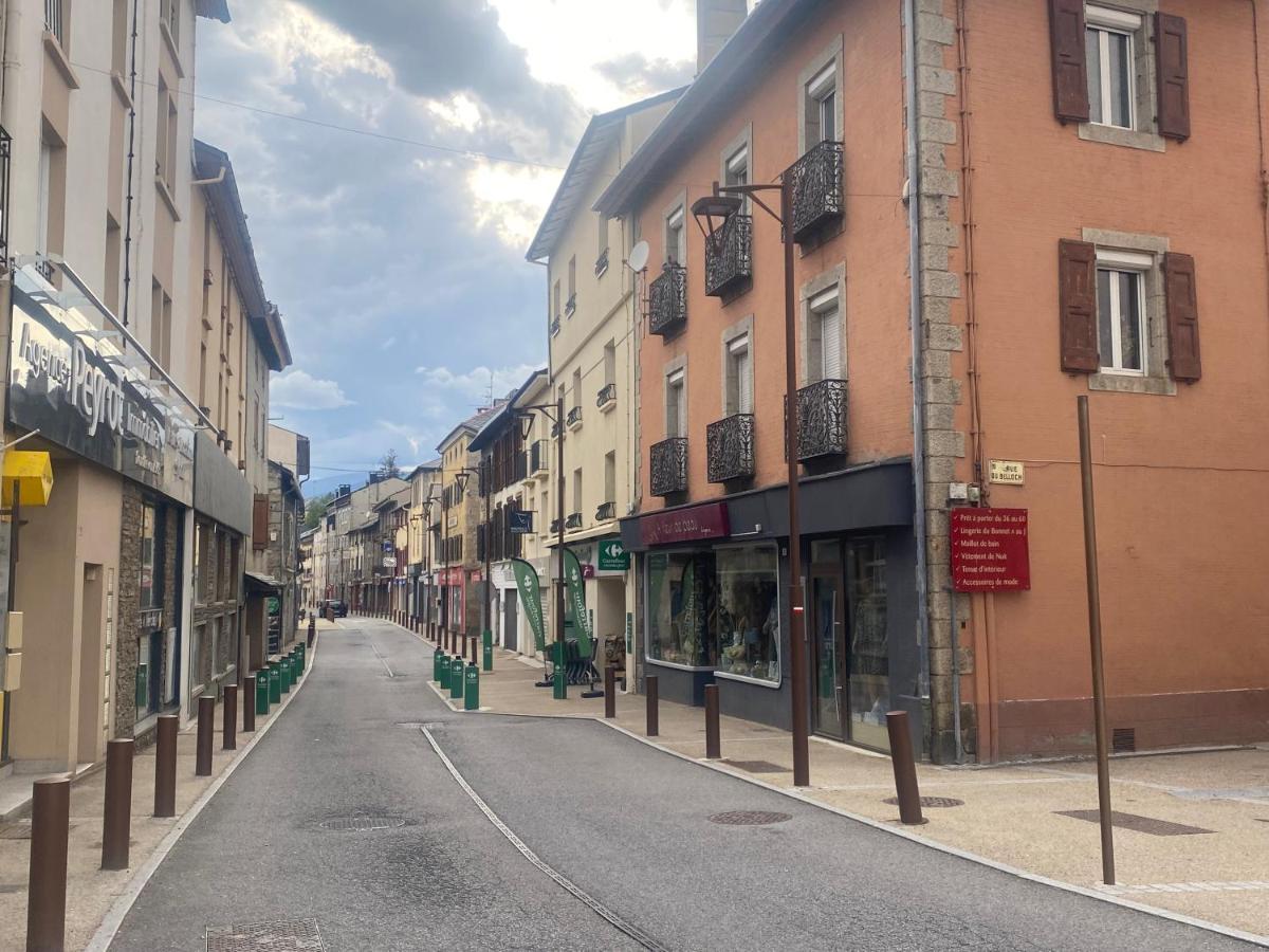 Loft De La Place Bourg-Madame Bagian luar foto